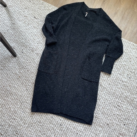 Free People Sweaters - FREE PEOPLE